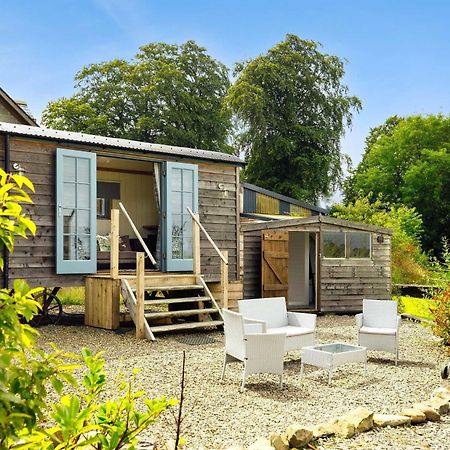 The Shepards Hut Apartamento Llwyn-Dafydd Exterior foto